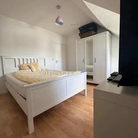 Apartment Single Room In A Shared 2 Rooms Apartment Niederdorla