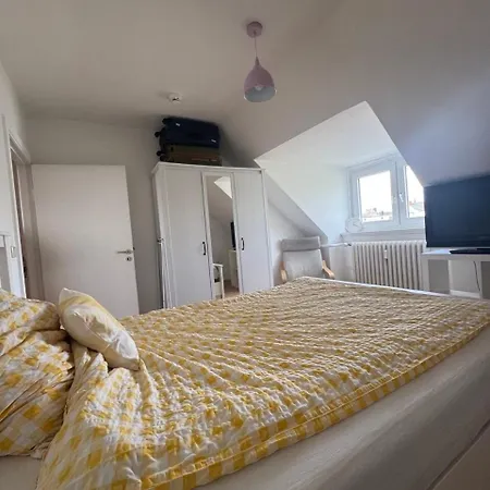 Single Room In A Shared 2 Rooms Apartment Niederdorla